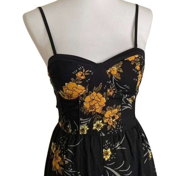 Band of Gypsies Floral Bustier Jumpsuit – Black/Yellow, Size XS - Picture 6 of 8